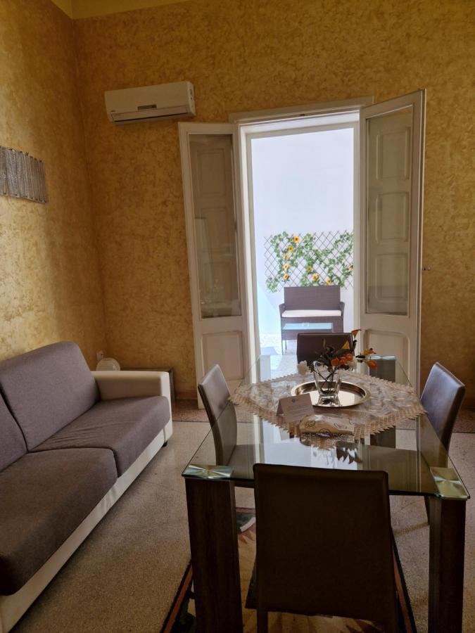 Tamborino Terrace Apartment - Salento Apartments Collection Лече Екстериор снимка